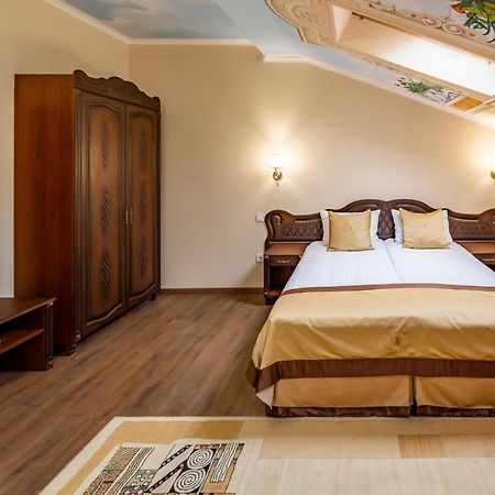 Mini-Hotel Guest House Inn Leopoli Esterno foto