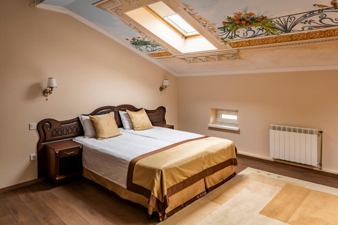 Mini-Hotel Guest House Inn Leopoli Esterno foto