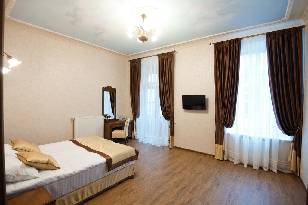 Mini-Hotel Guest House Inn Leopoli Esterno foto